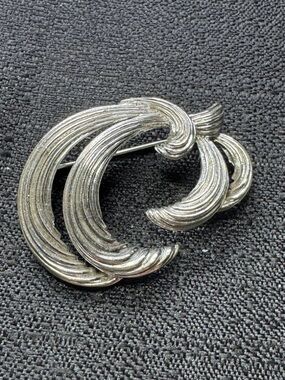 Vintage Swirl Silver-Tone Brooch